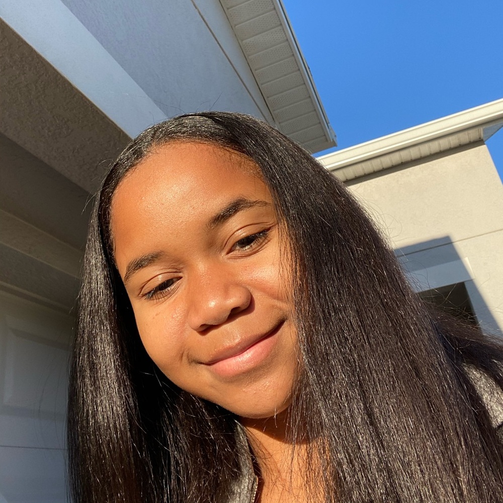 Meet your Posher, Alyssa